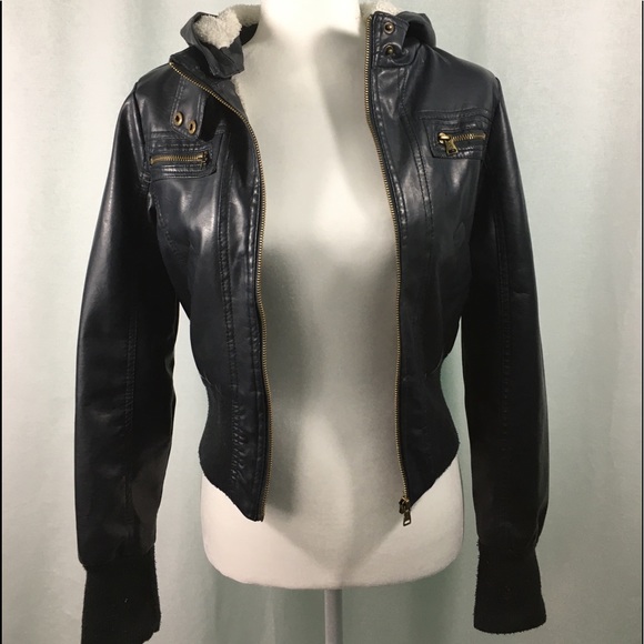 leather jacket - Picture 3 of 3